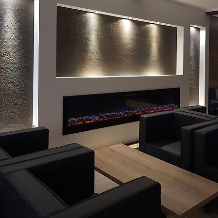 Rheinmetropole Hotel Дюселдорф Екстериор снимка