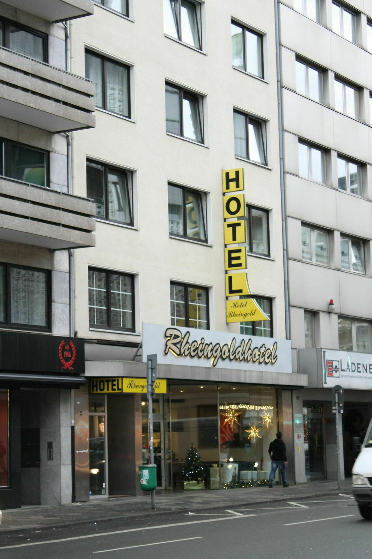Rheinmetropole Hotel Дюселдорф Екстериор снимка