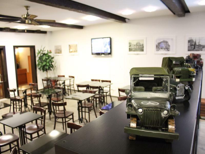 Rheinmetropole Hotel Дюселдорф Екстериор снимка
