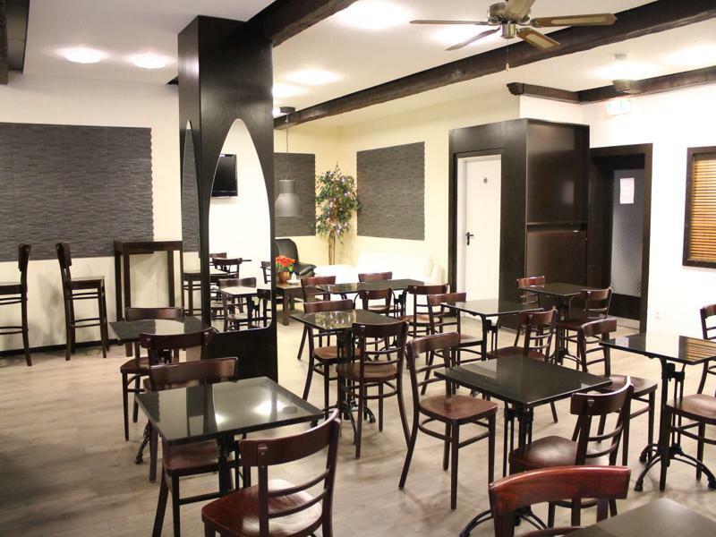 Rheinmetropole Hotel Дюселдорф Екстериор снимка