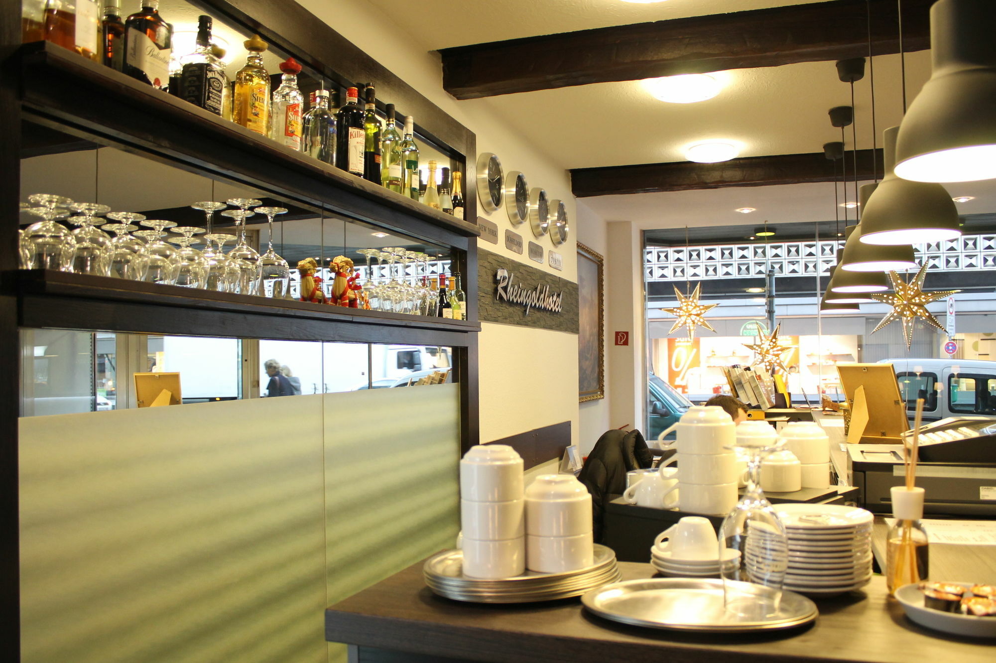Rheinmetropole Hotel Дюселдорф Екстериор снимка